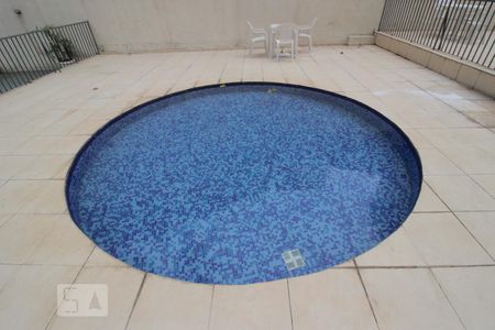 Apartamento à venda com 102m², 3 quartos e 1 vagaÁrea comum - Piscina