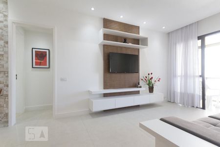 Sala de apartamento para alugar com 1 quarto, 55m² em Barra da Tijuca, Rio de Janeiro