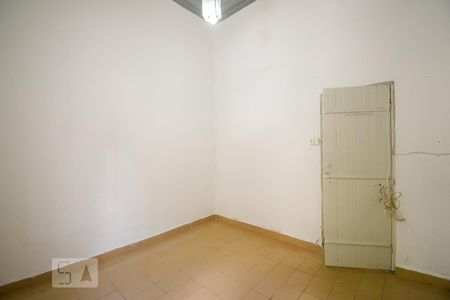 Casa à venda com 70m², 2 quartos e sem vaga Casa à venda com 70m², 2 quartos e sem vagaQuarto 3