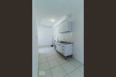 Apartamento para alugar com 68m², 2 quartos e 1 vaga Apartamento para alugar com 68m², 2 quartos e 1 vagaCozinha e Área de Serviço