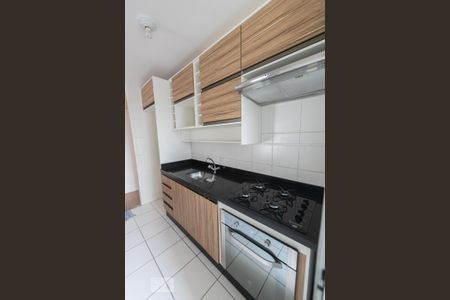 Cozinha de apartamento para alugar com 3 quartos, 63m² em Vila Moreira, São Paulo