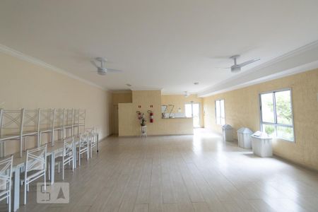 Apartamento para alugar com 63m², 3 quartos e 1 vaga Apartamento para alugar com 63m², 3 quartos e 1 vagaÁrea comum - Salão de Festas