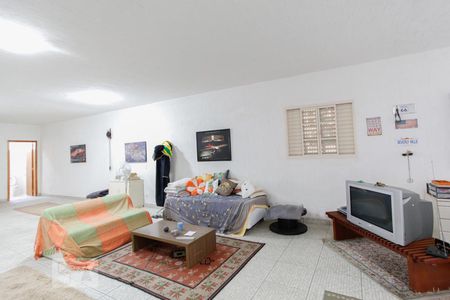 Sala/Quarto de casa para alugar com 2 quartos, 140m² em Jardim Oriental, São Paulo