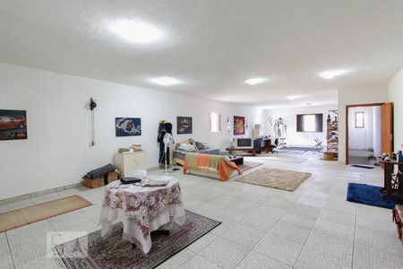 Sala/Quarto de casa para alugar com 2 quartos, 140m² em Jardim Oriental, São Paulo