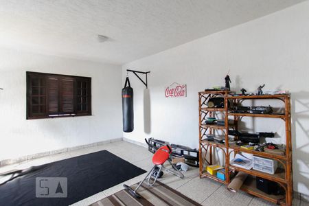 Sala/Quarto de casa para alugar com 2 quartos, 140m² em Jardim Oriental, São Paulo