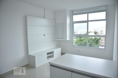 Apartamento para alugar com 1 quarto, 40m² em Taquara, Rio de Janeiro