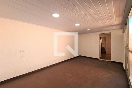 Sala de casa de condomínio para alugar com 2 quartos, 70m² em Sampaio, Rio de Janeiro