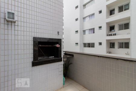 Varanda de apartamento para alugar com 2 quartos, 100m² em Centro, Curitiba