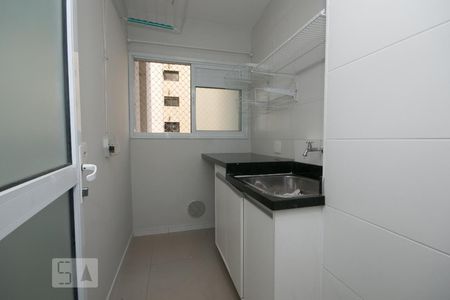 Apartamento à venda com 81m², 2 quartos e 1 vagaÁrea de Serviço