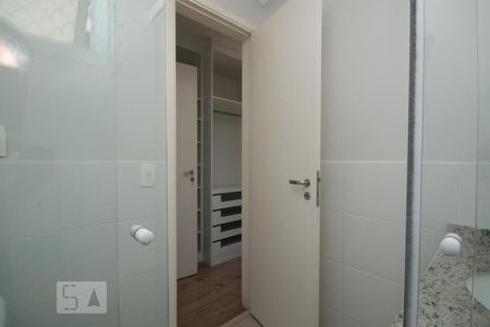 Apartamento à venda com 81m², 2 quartos e 1 vagaBanheiro Suite