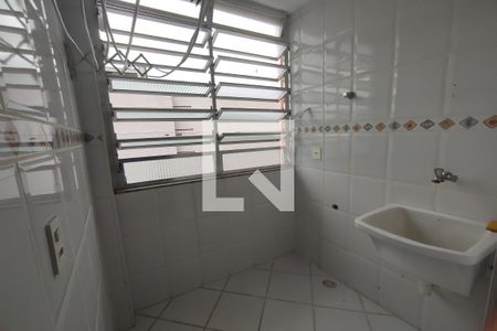 Apartamento à venda com 61m², 2 quartos e 1 vaga Apartamento à venda com 61m², 2 quartos e 1 vagaÁrea de serviço
