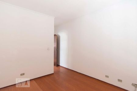 Casa à venda com 130m², 3 quartos e 2 vagasSuíte