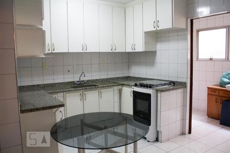 Apartamento para alugar com 96m², 3 quartos e 1 vagaCozinha