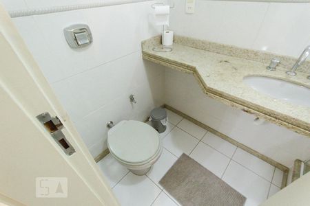 Banheiro Social de apartamento para alugar com 3 quartos, 92m² em Freguesia (jacarepaguá), Rio de Janeiro