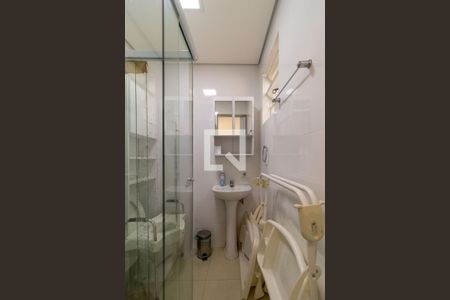 Apartamento à venda com 90m², 2 quartos e 1 vaga Apartamento à venda com 90m², 2 quartos e 1 vagaBanheiro de serviço