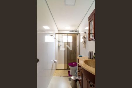 Apartamento à venda com 90m², 2 quartos e 1 vaga Apartamento à venda com 90m², 2 quartos e 1 vagaBanheiro