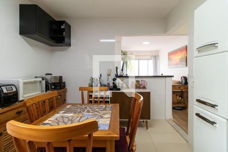 Apartamento à venda com 90m², 2 quartos e 1 vaga Apartamento à venda com 90m², 2 quartos e 1 vagaCozinha