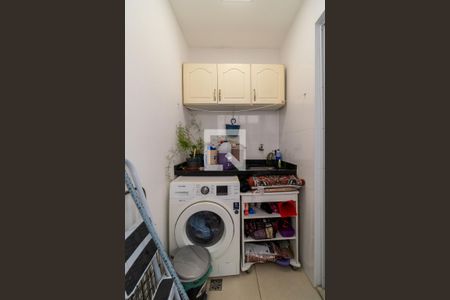 Apartamento à venda com 90m², 2 quartos e 1 vaga Apartamento à venda com 90m², 2 quartos e 1 vagaÁrea de Serviço