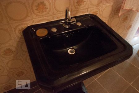 Pia de apartamento para alugar com 2 quartos, 120m² em Higienópolis, São Paulo