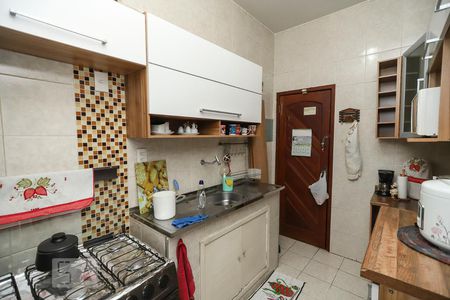 Apartamento para alugar com 80m², 3 quartos e sem vaga Apartamento para alugar com 80m², 3 quartos e sem vagaCozinha