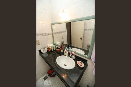 Apartamento para alugar com 80m², 3 quartos e sem vaga Apartamento para alugar com 80m², 3 quartos e sem vagaBanheiro