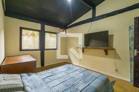 Casa à venda com 400m², 4 quartos e 4 vagasSuíte 2