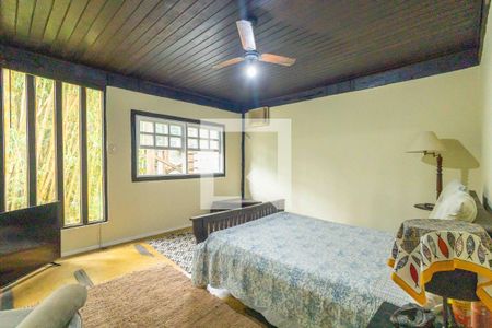 Casa à venda com 400m², 4 quartos e 4 vagasSuíte 1