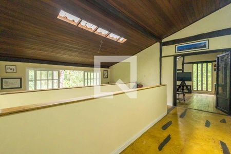 Casa à venda com 400m², 4 quartos e 4 vagasHall