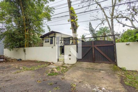 Casa à venda com 400m², 4 quartos e 4 vagasFachada