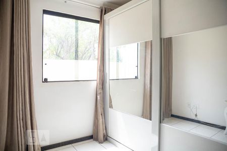 Apartamento à venda com 75m², 2 quartos e 1 vagaQuarto 2