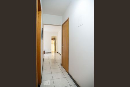 Apartamento à venda com 75m², 2 quartos e 1 vagaCorredor