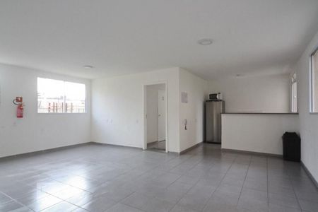 Apartamento à venda com 40m², 2 quartos e sem vagaÁrea comum - Salão de festas