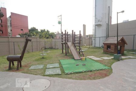 Apartamento à venda com 40m², 2 quartos e sem vagaÁrea Comum - Playground