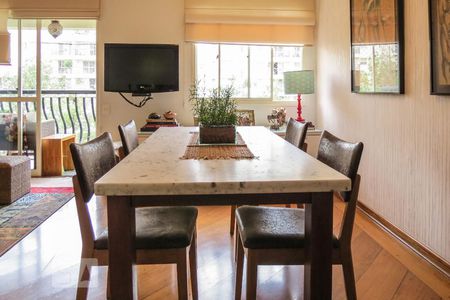 Sala de apartamento à venda com 3 quartos, 105m² em Cidade São Francisco, São Paulo