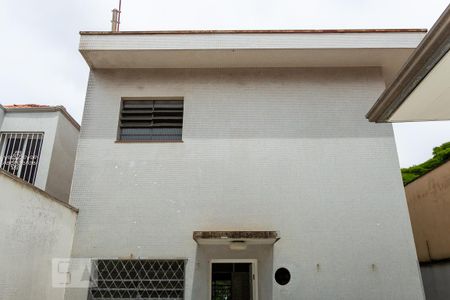 Casa para alugar com 220m², 3 quartos e 1 vaga