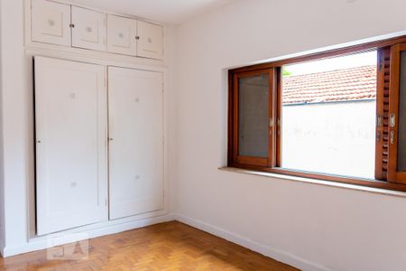 Casa para alugar com 220m², 3 quartos e 1 vaga Casa para alugar com 220m², 3 quartos e 1 vagaQuarto 2