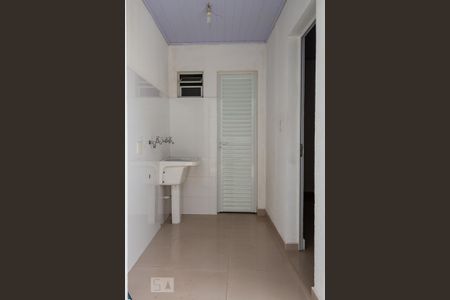 Casa para alugar com 220m², 3 quartos e 1 vaga Casa para alugar com 220m², 3 quartos e 1 vagaÁrea de serviço
