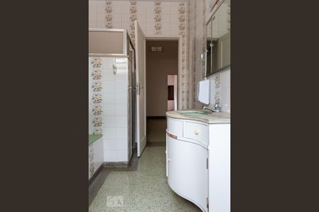 Casa para alugar com 220m², 3 quartos e 1 vaga Casa para alugar com 220m², 3 quartos e 1 vagaBanheiro