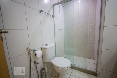 Banheiro de apartamento à venda com 2 quartos, 84m² em São Francisco, Niterói
