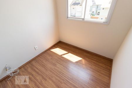 Quarto 3 de apartamento para alugar com 3 quartos, 53m² em Fazendinha, Curitiba