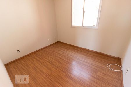 Quarto 1 de apartamento para alugar com 3 quartos, 53m² em Fazendinha, Curitiba