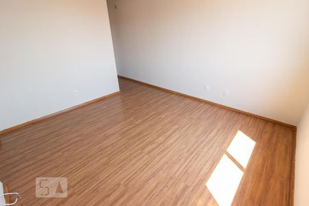 Sala de apartamento para alugar com 3 quartos, 53m² em Fazendinha, Curitiba