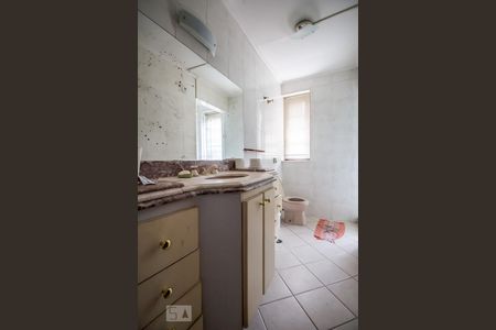 Casa de condomínio à venda com 320m², 5 quartos e 3 vagas