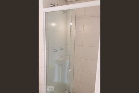Banheiro de apartamento para alugar com 2 quartos, 60m² em Liberdade, São Paulo