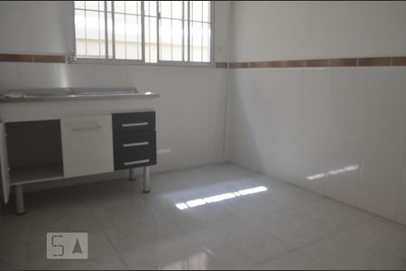 Cozinha de casa para alugar com 1 quarto, 50m² em Jardim Colombo, São Paulo