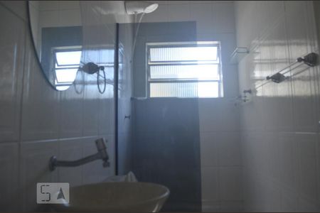Banheiro - Torneira de casa para alugar com 1 quarto, 50m² em Jardim Colombo, São Paulo