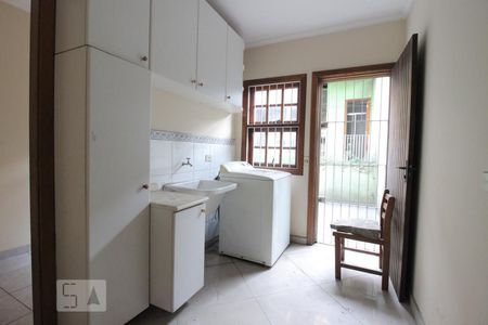 Casa à venda com 360m², 3 quartos e 4 vagasÁrea de Serviço