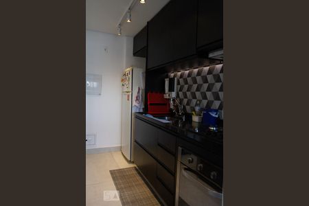 Cozinha de apartamento para alugar com 1 quarto, 55m² em Alto da Lapa, São Paulo