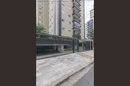 Apartamento para alugar com 95m², 3 quartos e 2 vagas Apartamento para alugar com 95m², 3 quartos e 2 vagasFachada