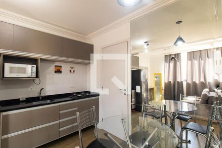 Sala de apartamento para alugar com 1 quarto, 28m² em Rebouças, Curitiba